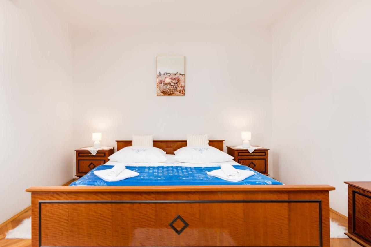 Apartman Tena Punat Zewnętrze zdjęcie